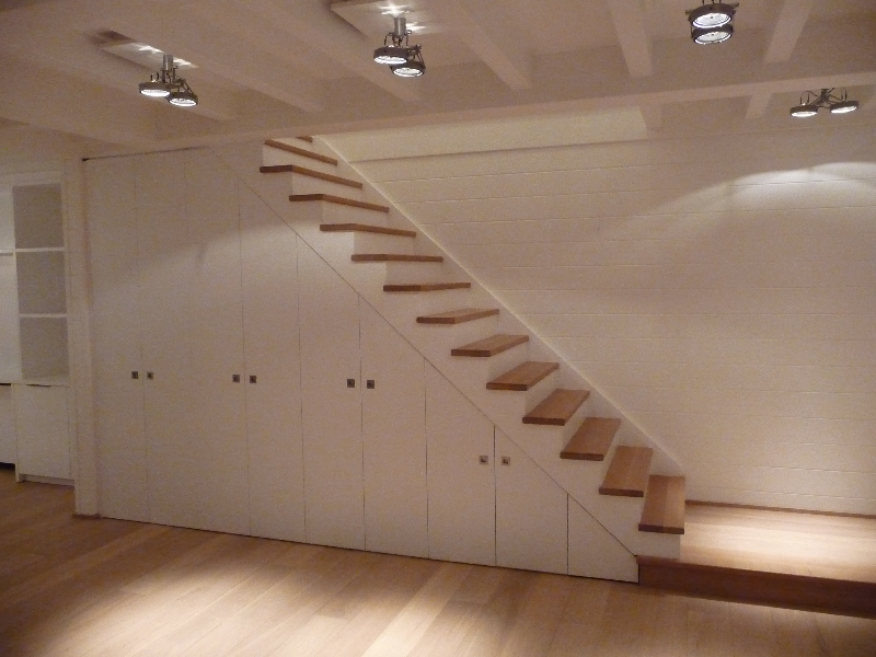 10-meuble-sous-escalier-2